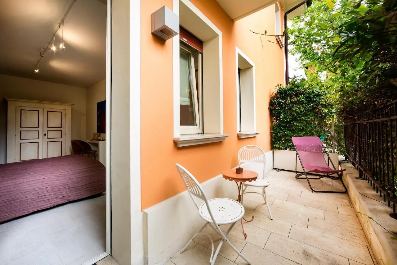 Nocleg ze śniadaniem La Villa Desenzano Desenzano del Garda