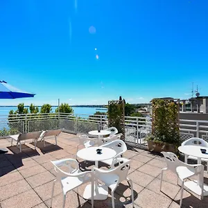 3* Отель Aurora