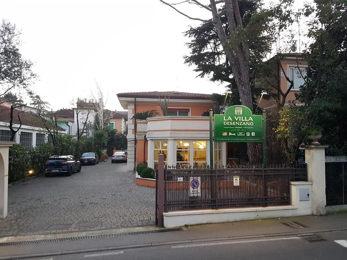 La Villa Desenzano Desenzano del Garda Nocleg ze śniadaniem